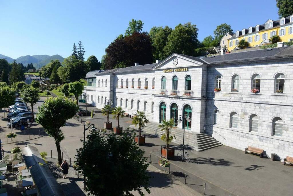 Apartamento Le Petit St-Jean Bagnères-de-Bigorre Exterior foto